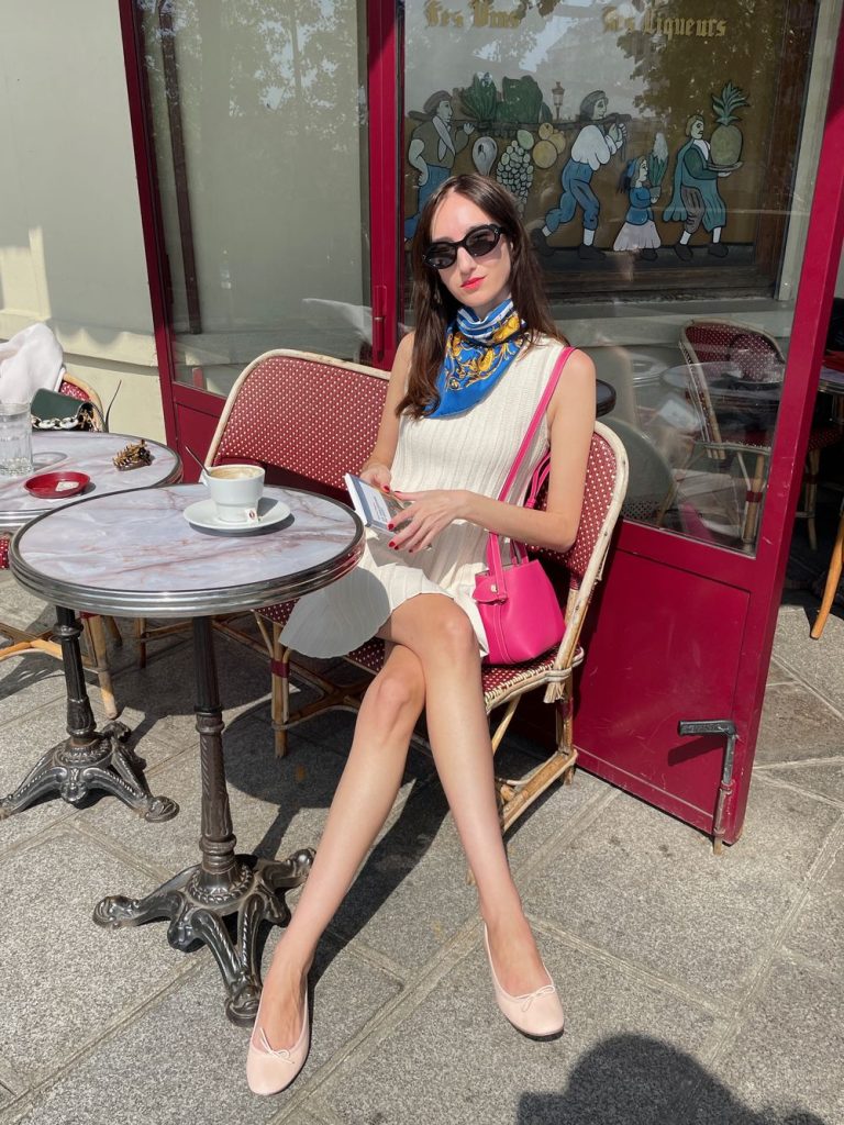 7 Outfits to Wear in Paris in Spring