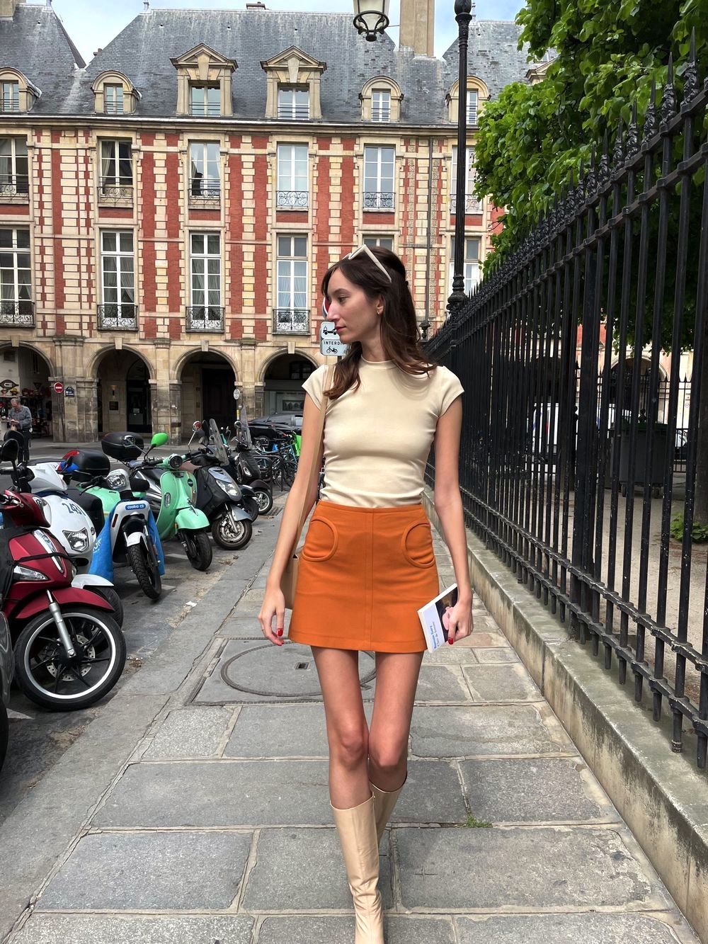 Orange mini skirt season_IMG_3216