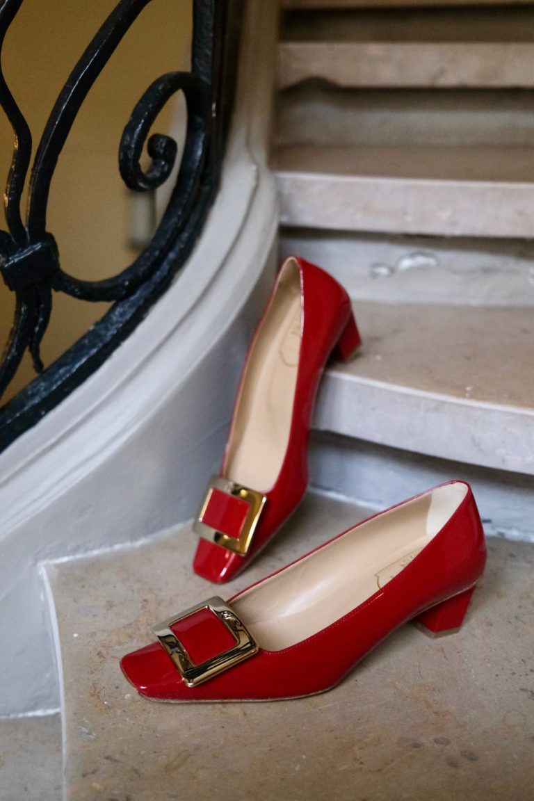 roger vivier belle vivier leather pumps