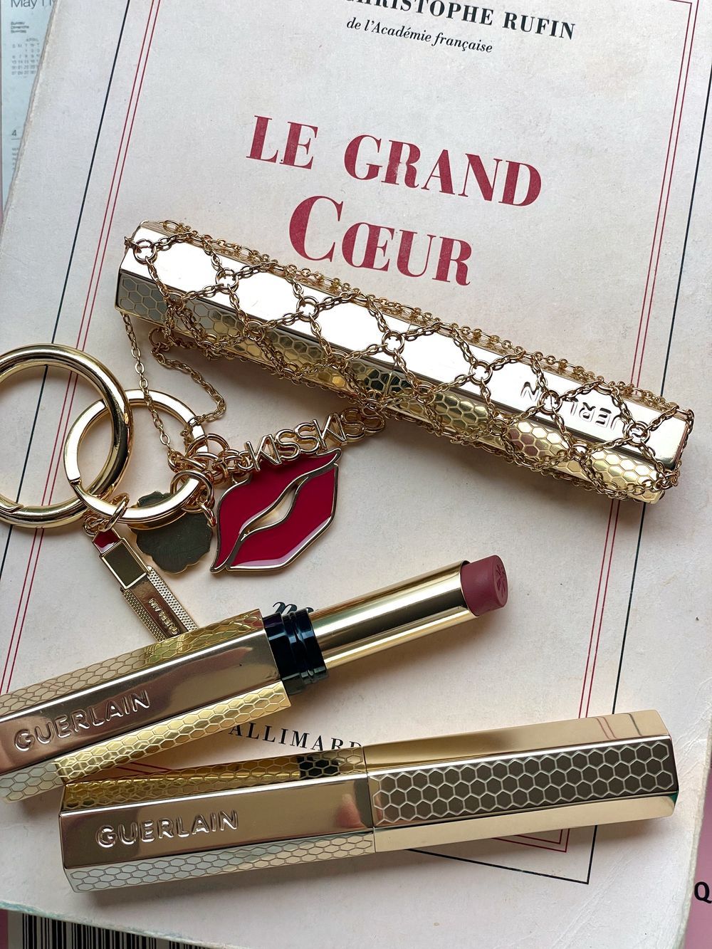 Guerlain Kiss Kiss Honey-Infused Intense Lipstick_IMG_2262