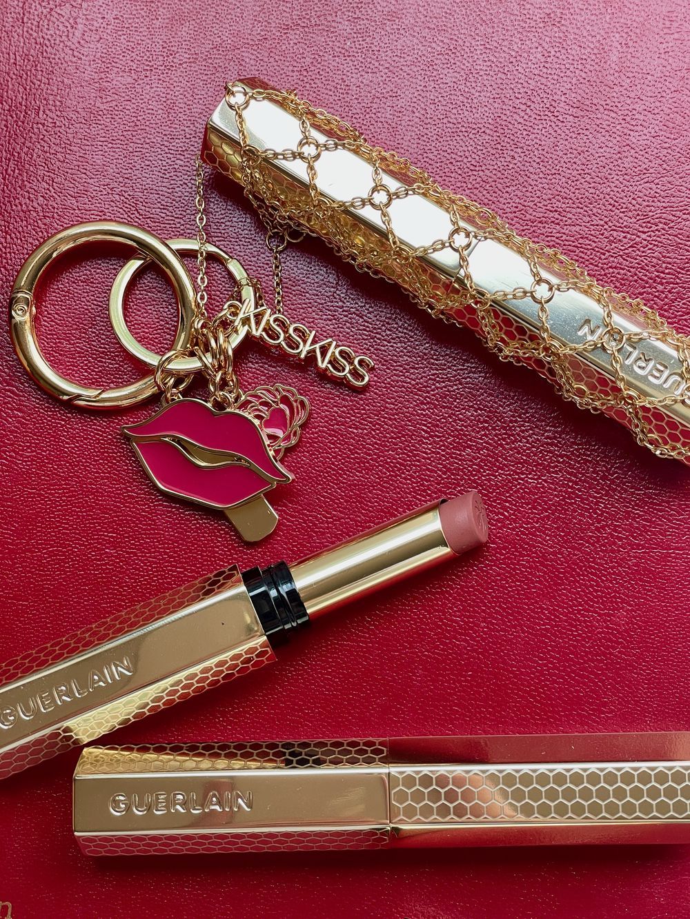 Guerlain Kiss Kiss Honey-Infused Intense Lipstick_IMG_2264